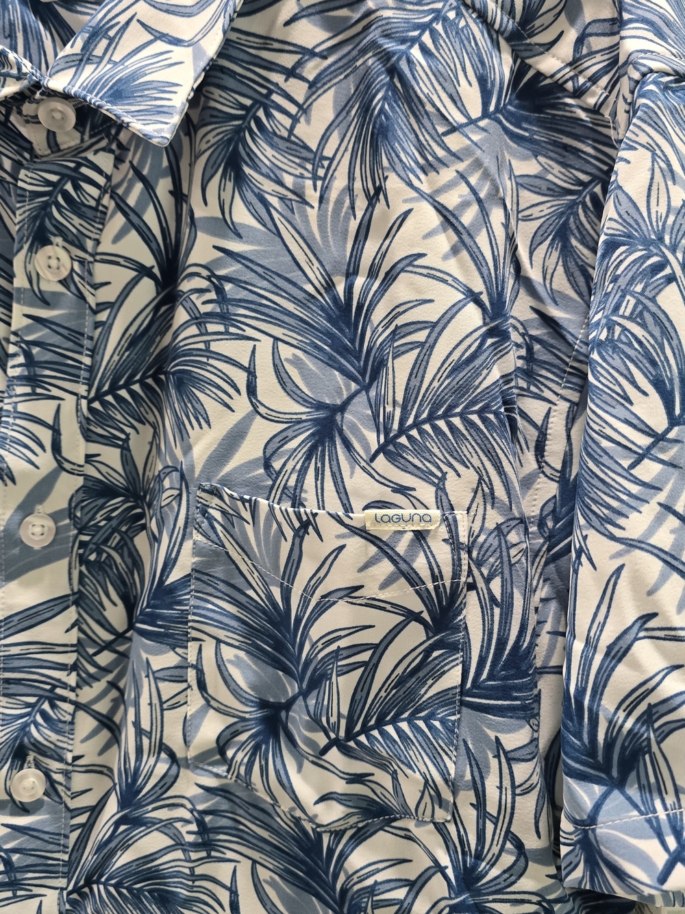 Laguna B Blue & White Palm-Print Button-Down Shirt - Picture 4 of 6